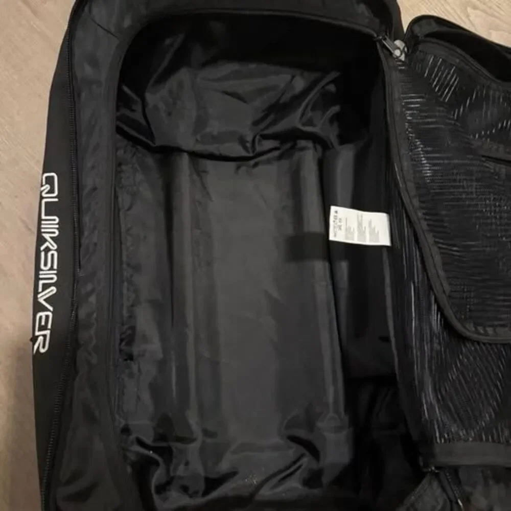 RARE Vintage Y2K Quiksilver Rolling Suitcase Carry-On Black Skater Surf Luggage